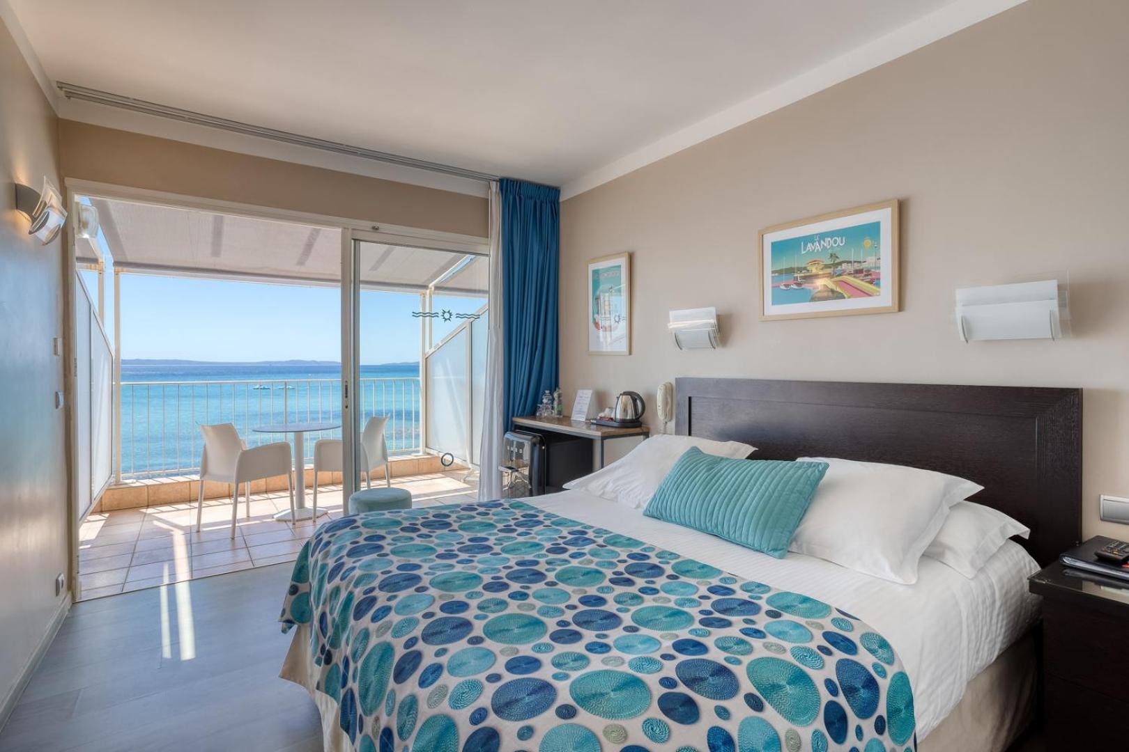 Roc Hotel - Hotel 4 Etoiles Les Pieds Dans L'Eau Ле-Лаванду Экстерьер фото
