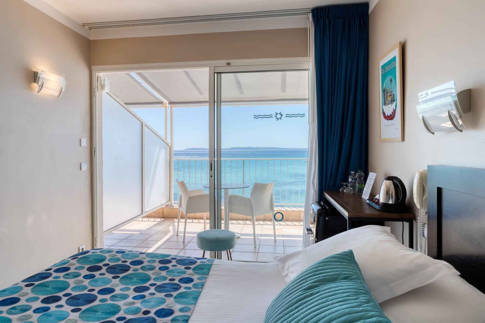 Roc Hotel - Hotel 4 Etoiles Les Pieds Dans L'Eau Ле-Лаванду Экстерьер фото