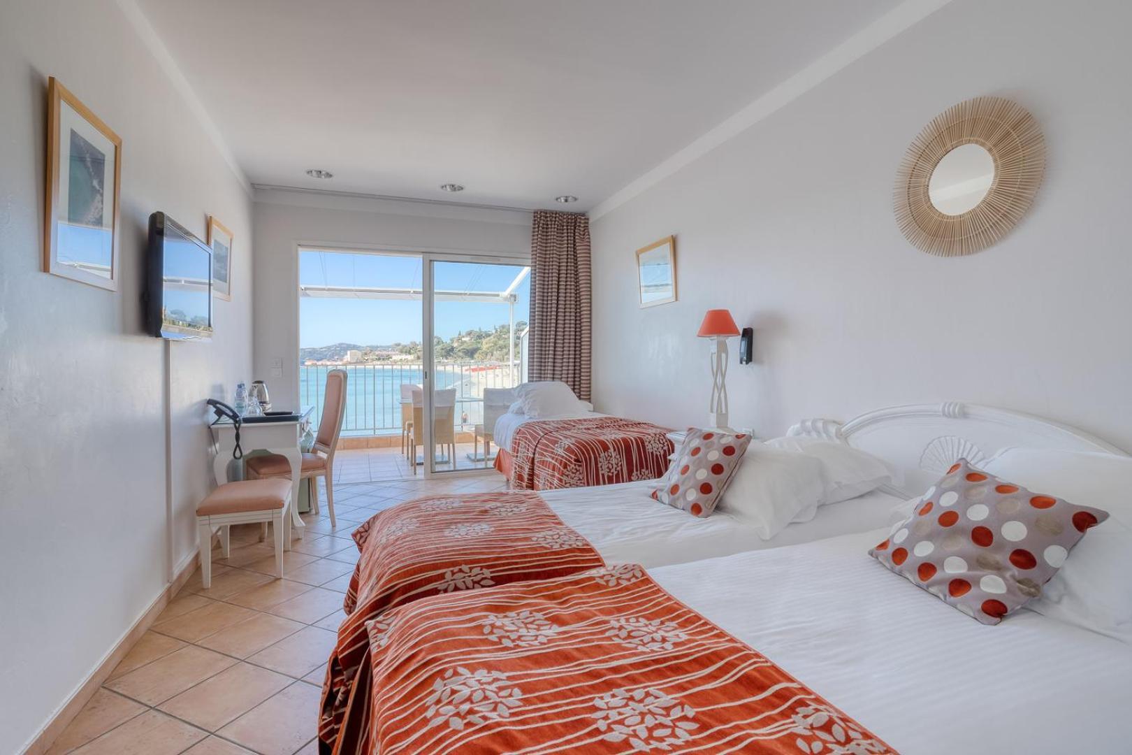 Roc Hotel - Hotel 4 Etoiles Les Pieds Dans L'Eau Ле-Лаванду Экстерьер фото